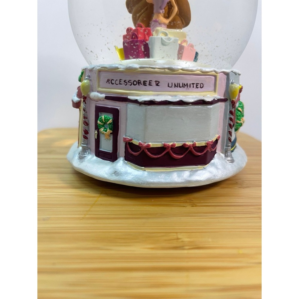 BRATZ Way Cool Musical Snow Globe Enesco MGA "Deck The Halls" - Picture 3 of 10